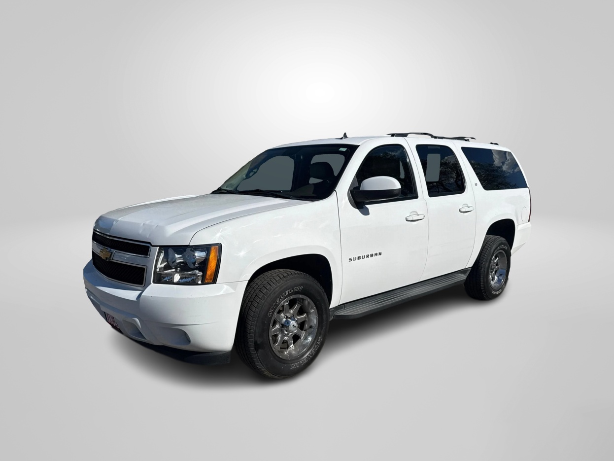 2012 Chevrolet Suburban 4WD 1500 LT's photo