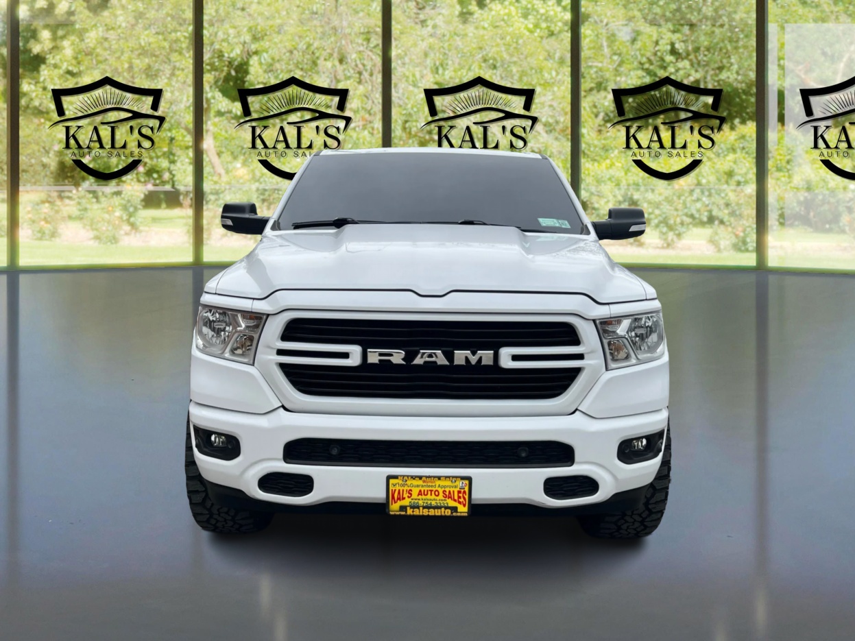 View vehicle photo 2