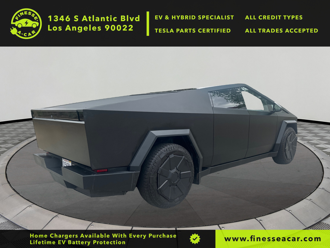 2024 Tesla Cybertruck All-Wheel Drive photo 5