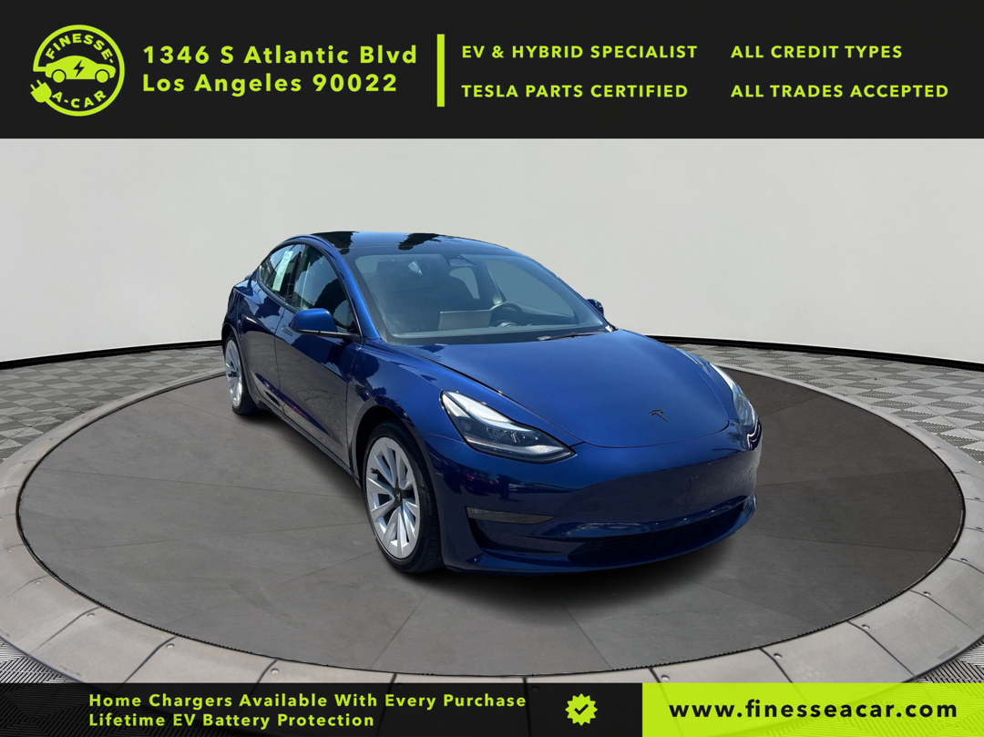 2023 Tesla Model 3 photo 3