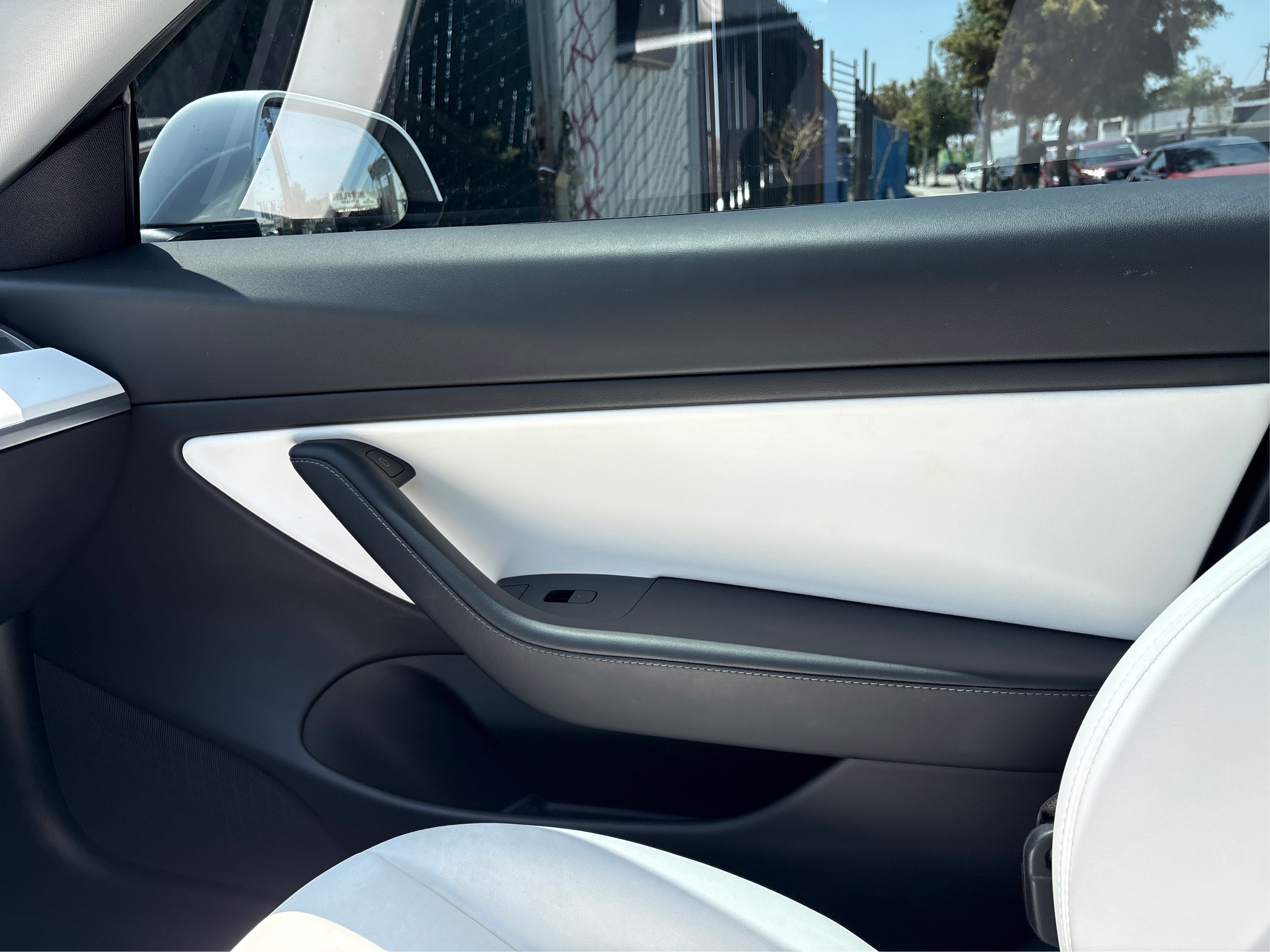 2022 Tesla Model 3 Long Range All-Wheel Drive photo 34