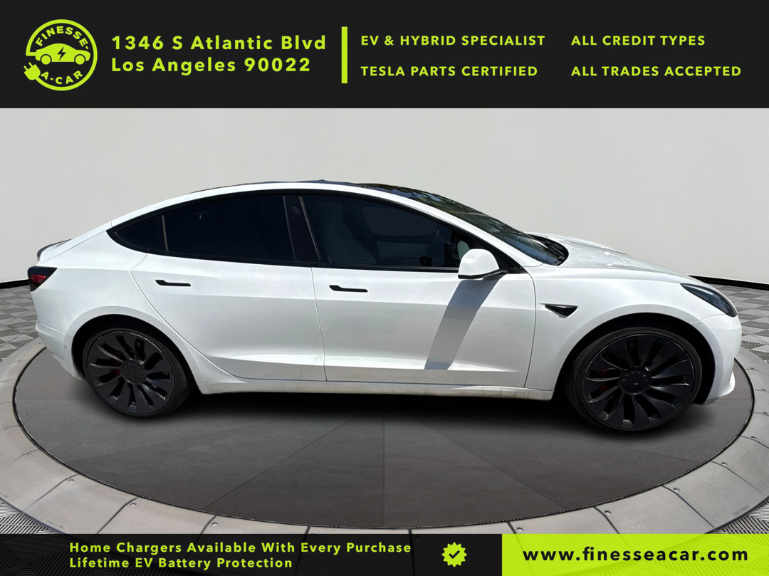 2022 Tesla Model 3 Long Range All-Wheel Drive photo 29