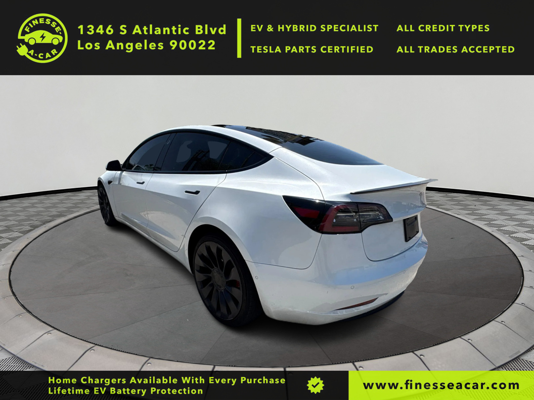 2022 Tesla Model 3 Long Range All-Wheel Drive photo 32