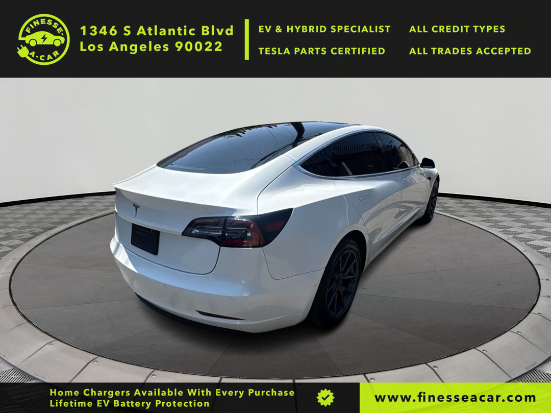 2023 Tesla Model 3 photo 21