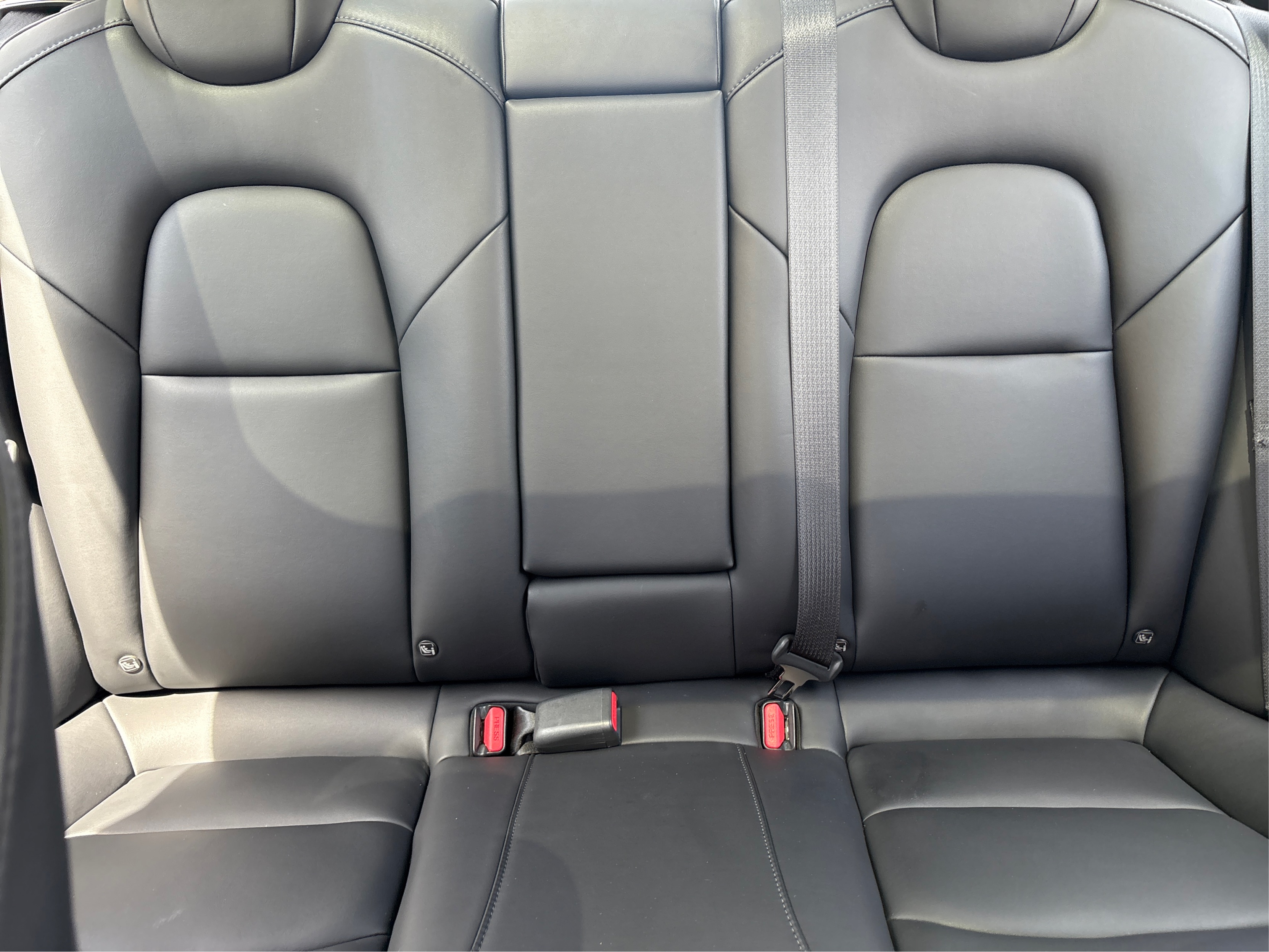 2022 Tesla Model 3 photo 12