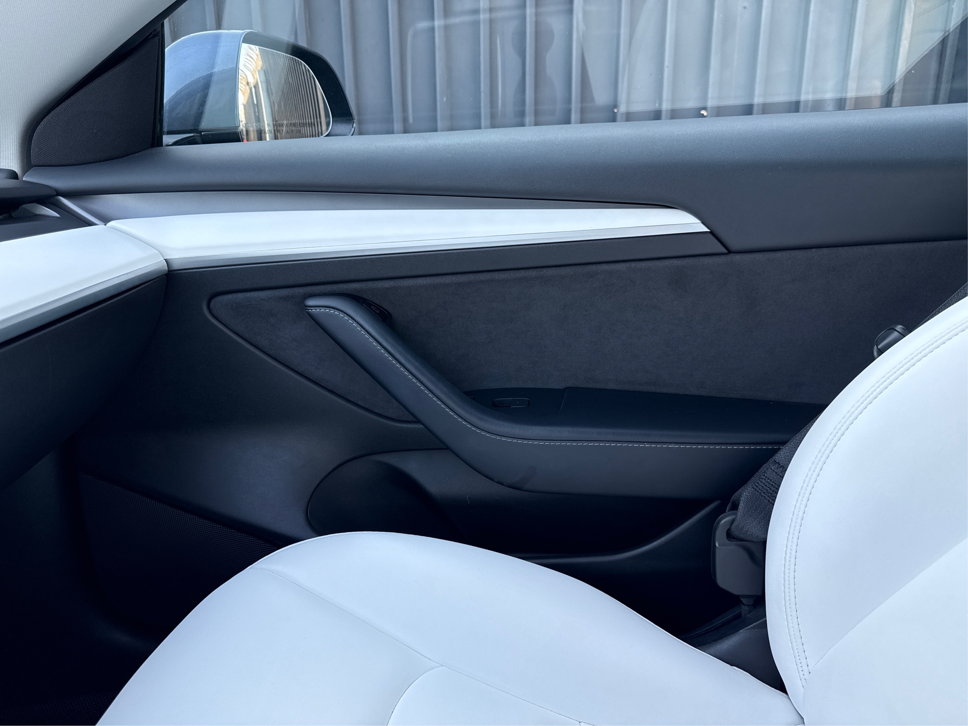 2022 Tesla Model 3 Long Range All-Wheel Drive photo 10