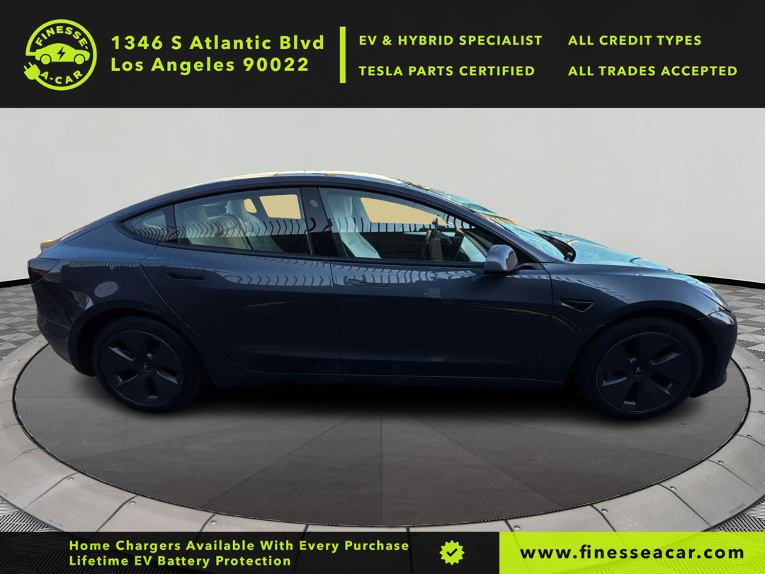 2022 Tesla Model 3 Long Range All-Wheel Drive photo 4