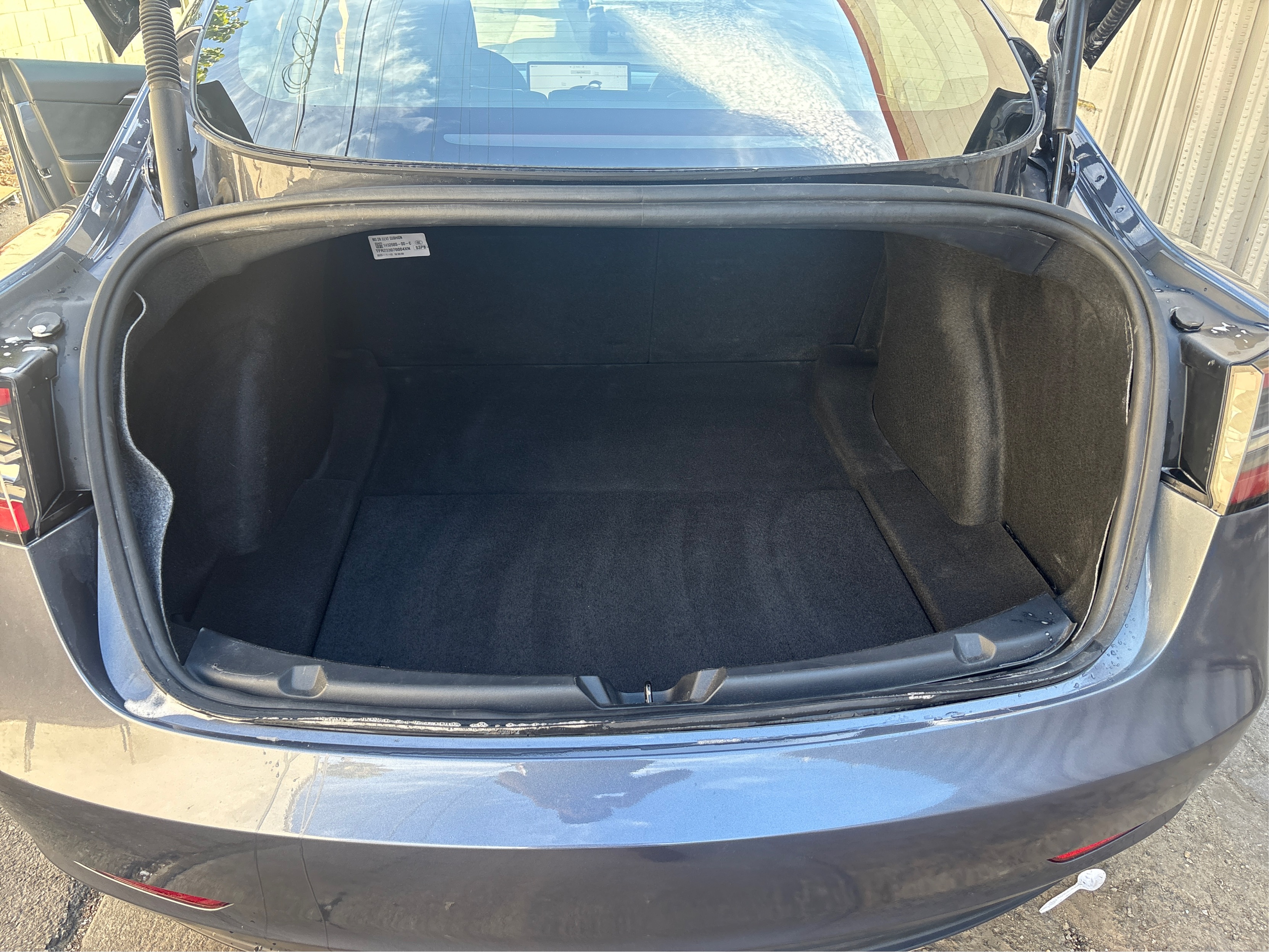 2023 Tesla Model 3 photo 7