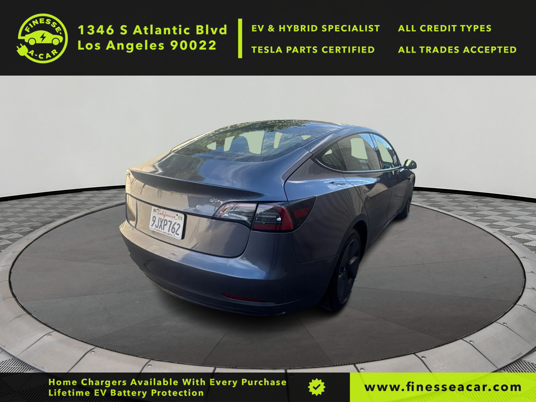 2023 Tesla Model 3 photo 4