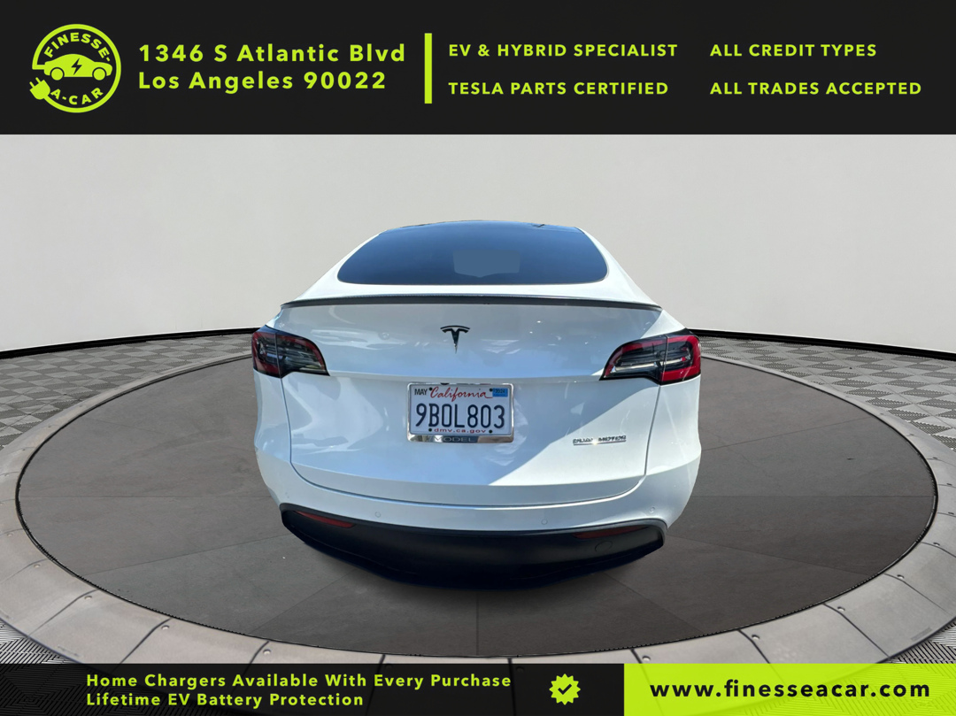 2022 Tesla Model Y Performance photo 2