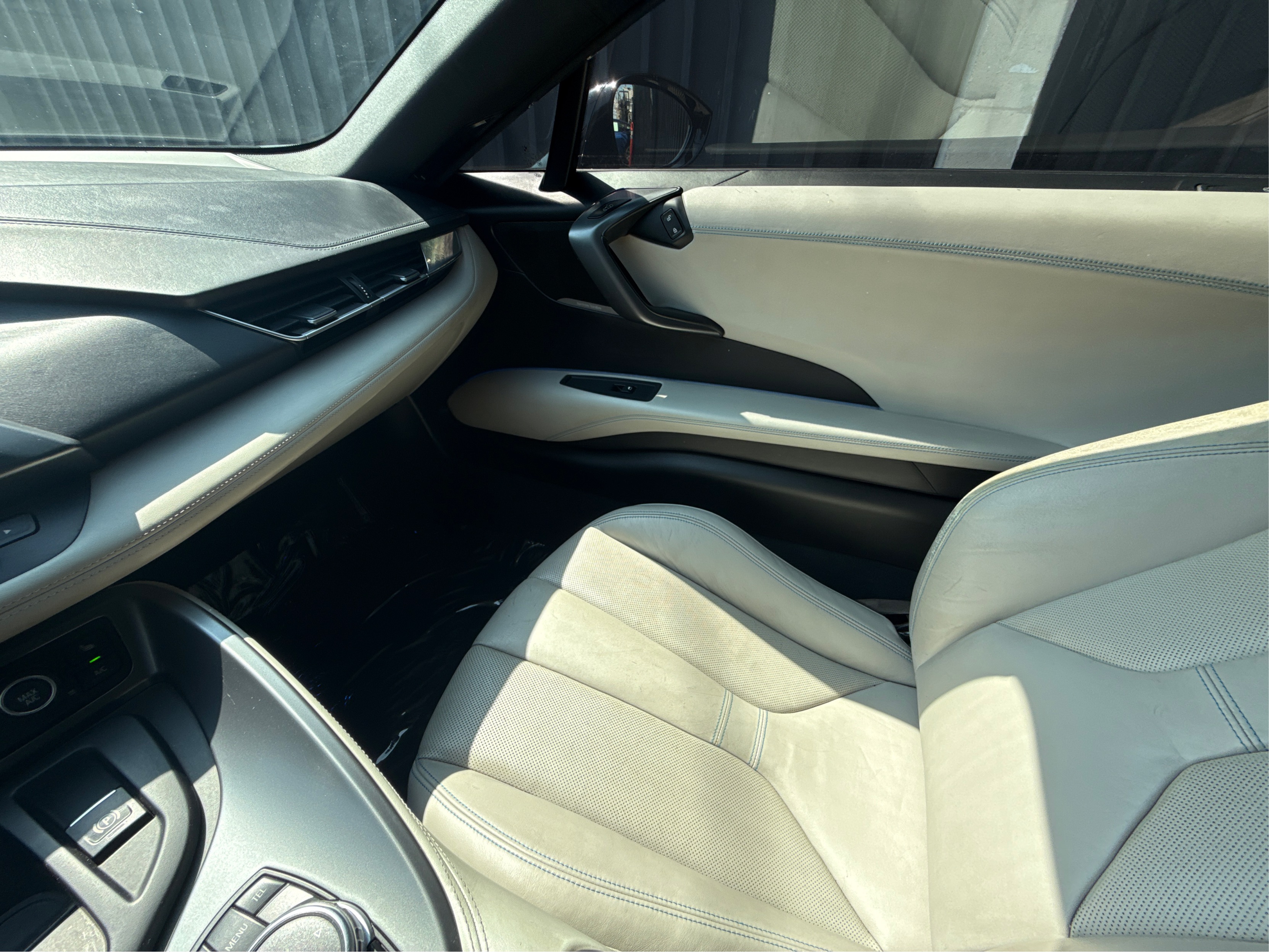 2015 Bmw i8 8-Series photo 11