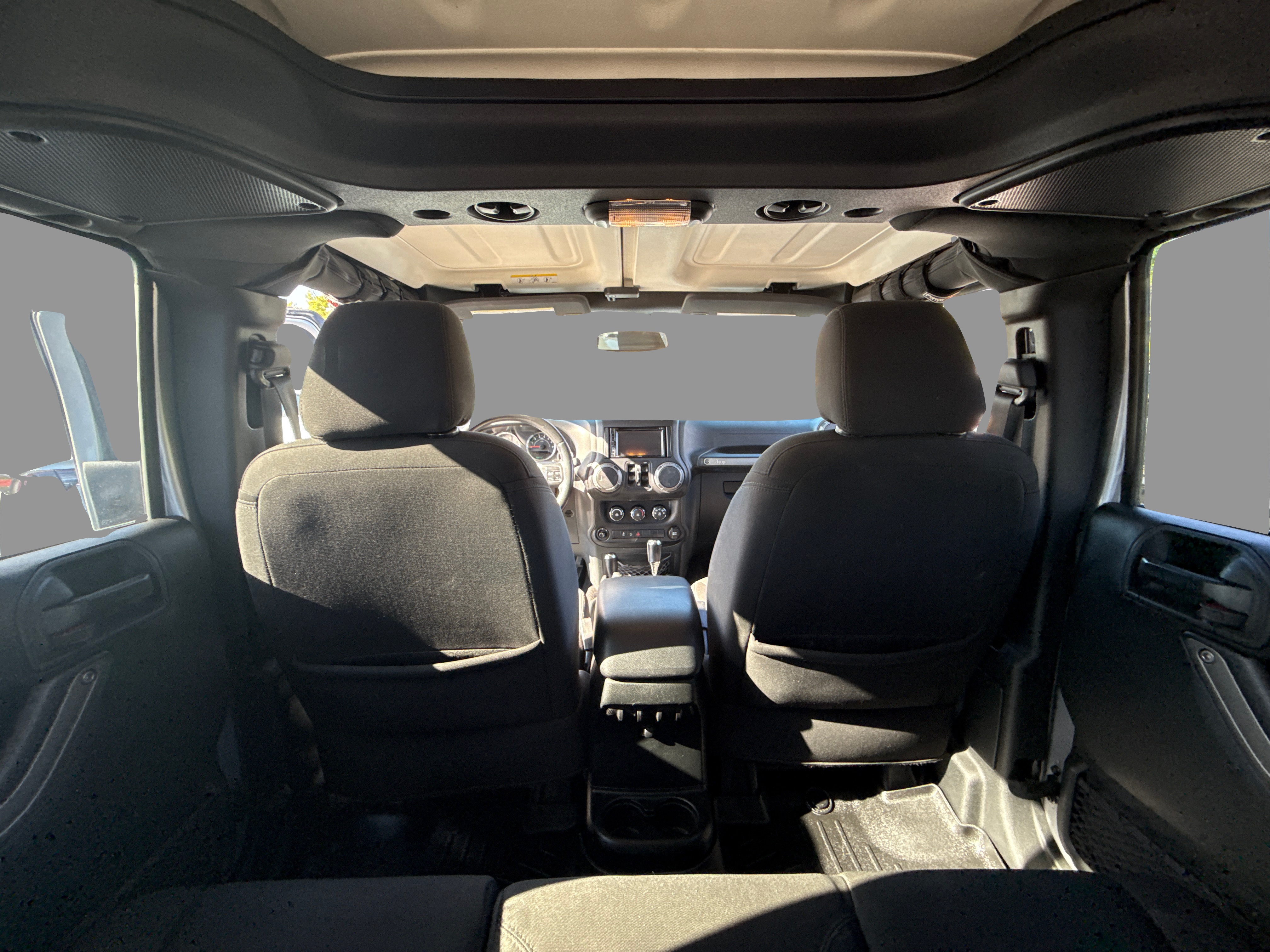 2017 Jeep Wrangler Unlimited Sport photo 13