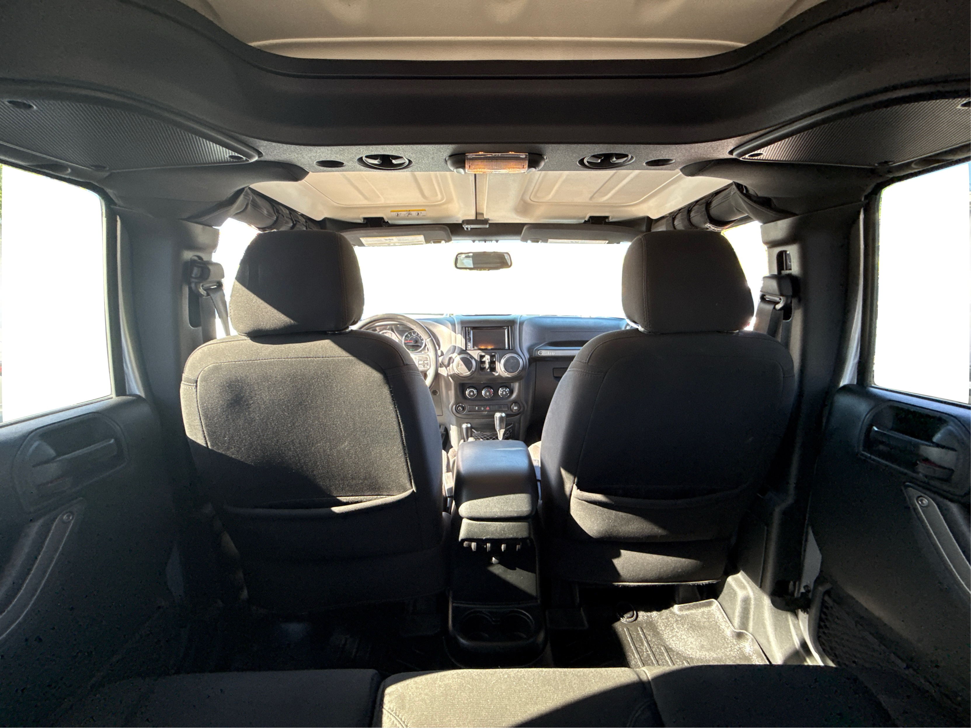 2017 Jeep Wrangler Unlimited Sport photo 14