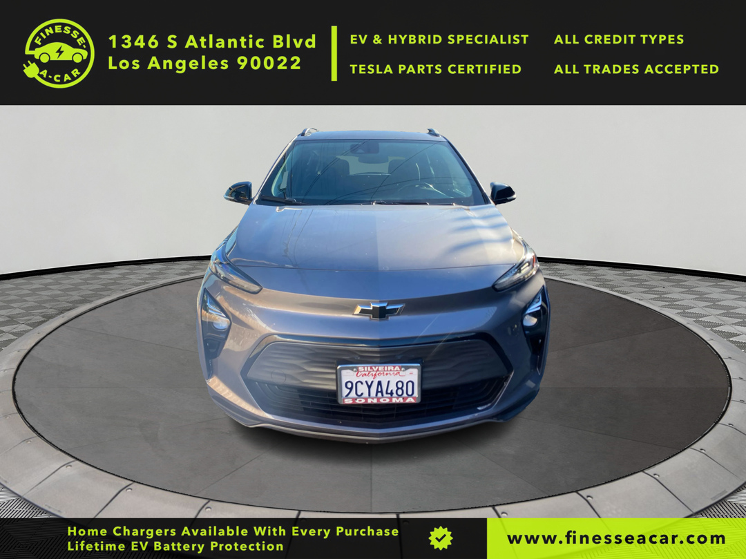 2022 Chevrolet Bolt EUV photo 3