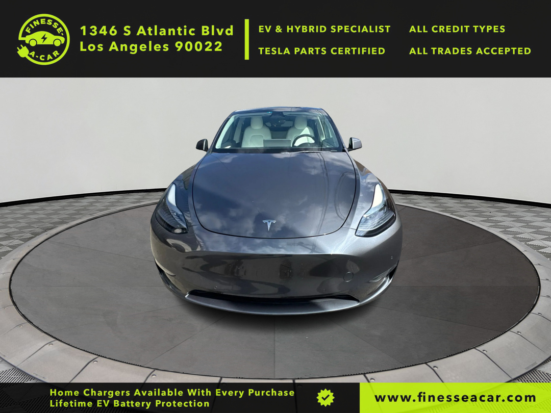 2022 Tesla Model Y Long Range photo 3