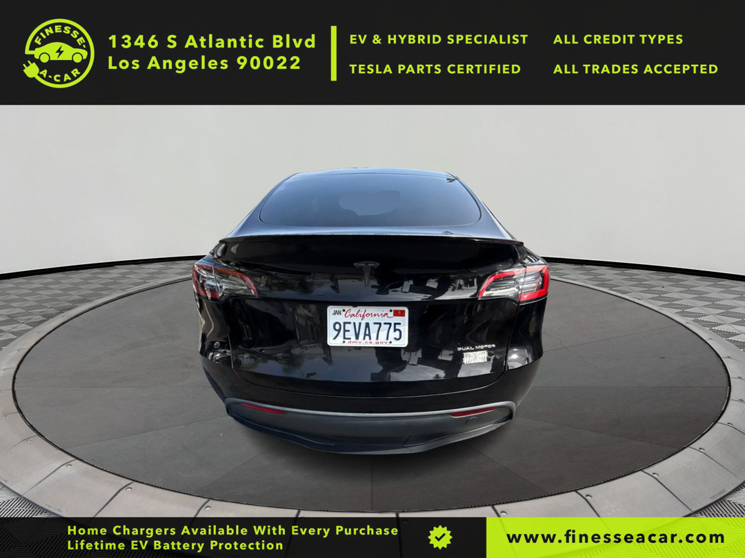 2023 Tesla Model Y Long Range photo 4