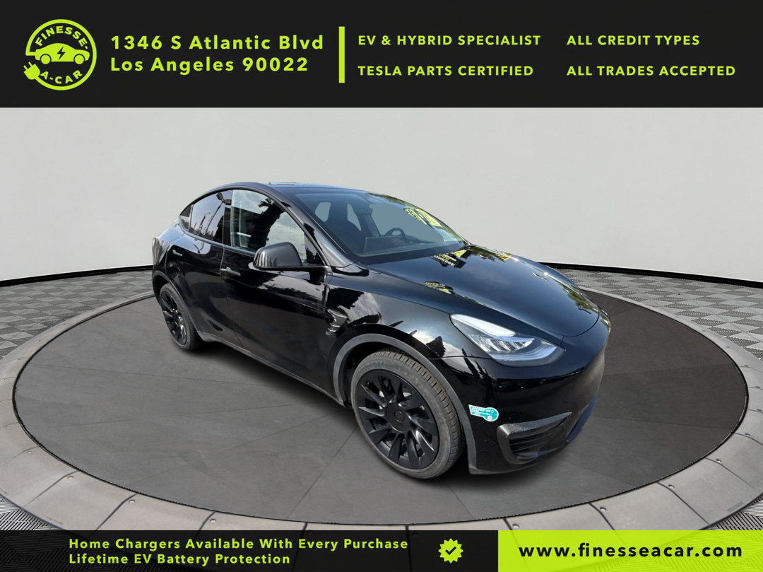 2023 Tesla Model Y Long Range photo 3