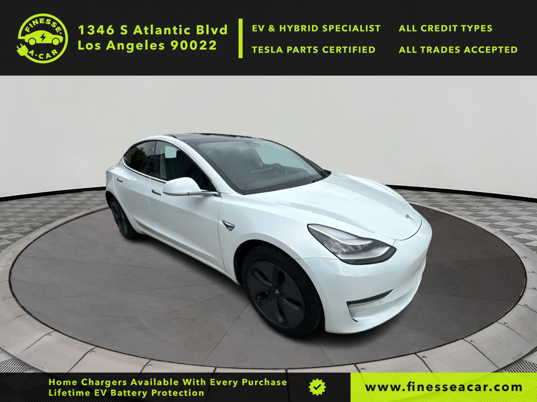 2020 Tesla Model 3 Standard Range Plus Rear-Wheel Drive photo 4