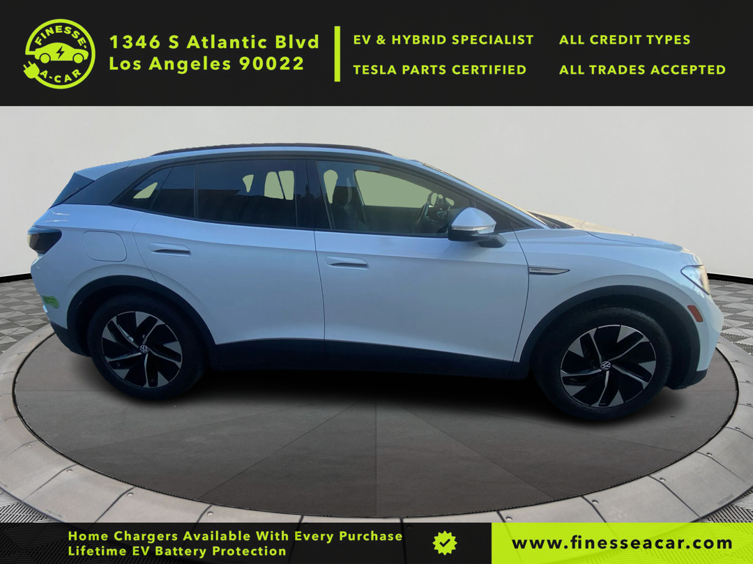 2022 Volkswagen ID.4 Pro photo 4