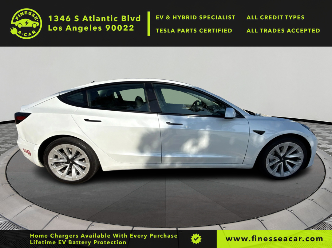 2021 Tesla Model 3 Long Range All-Wheel Drive photo 4