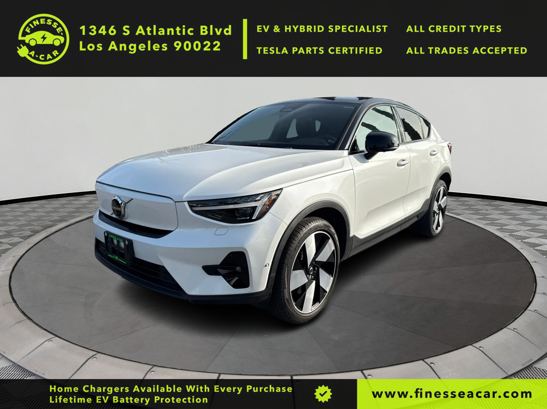 2022 Volvo C40 Ultimate