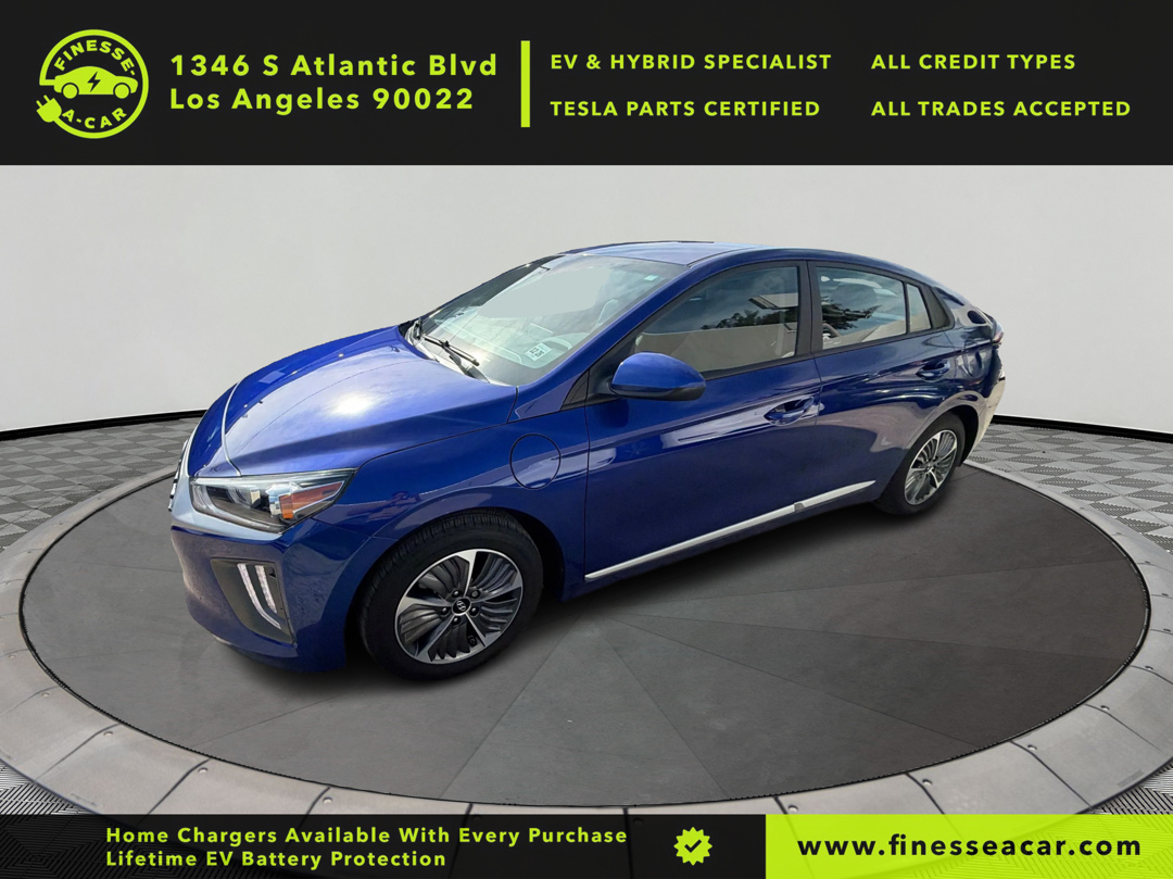 2021 Hyundai IONIQ SE's photo