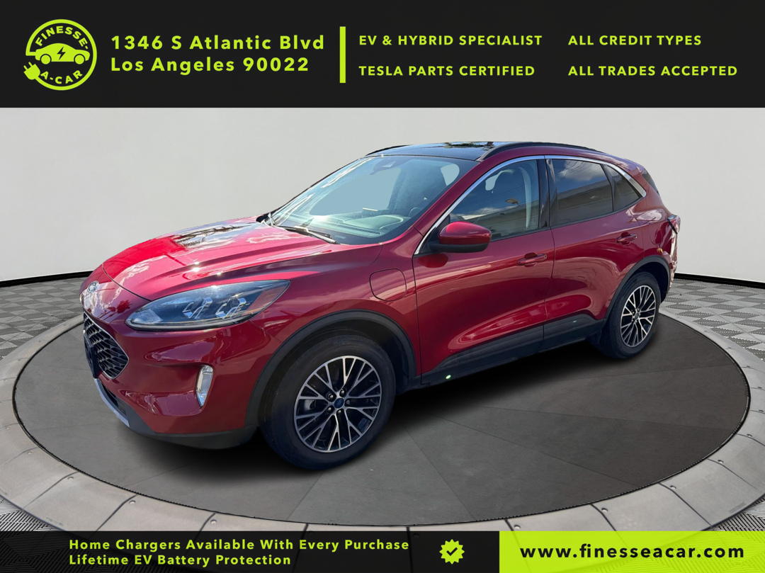 2022 Ford Escape SEL's photo