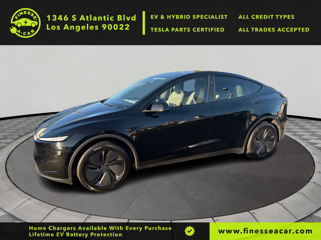 2026 Tesla Model Y Premium's photo