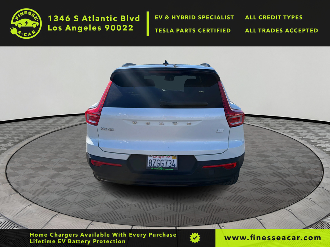 2022 Volvo XC40 Ultimate - Photo 6