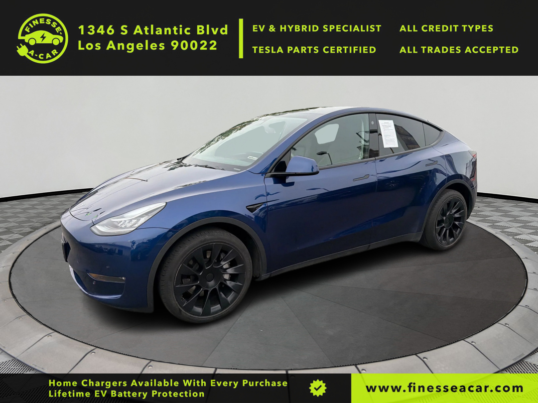 2023 Tesla Model Y Long Range Dual Motor All-Wheel Drive's photo