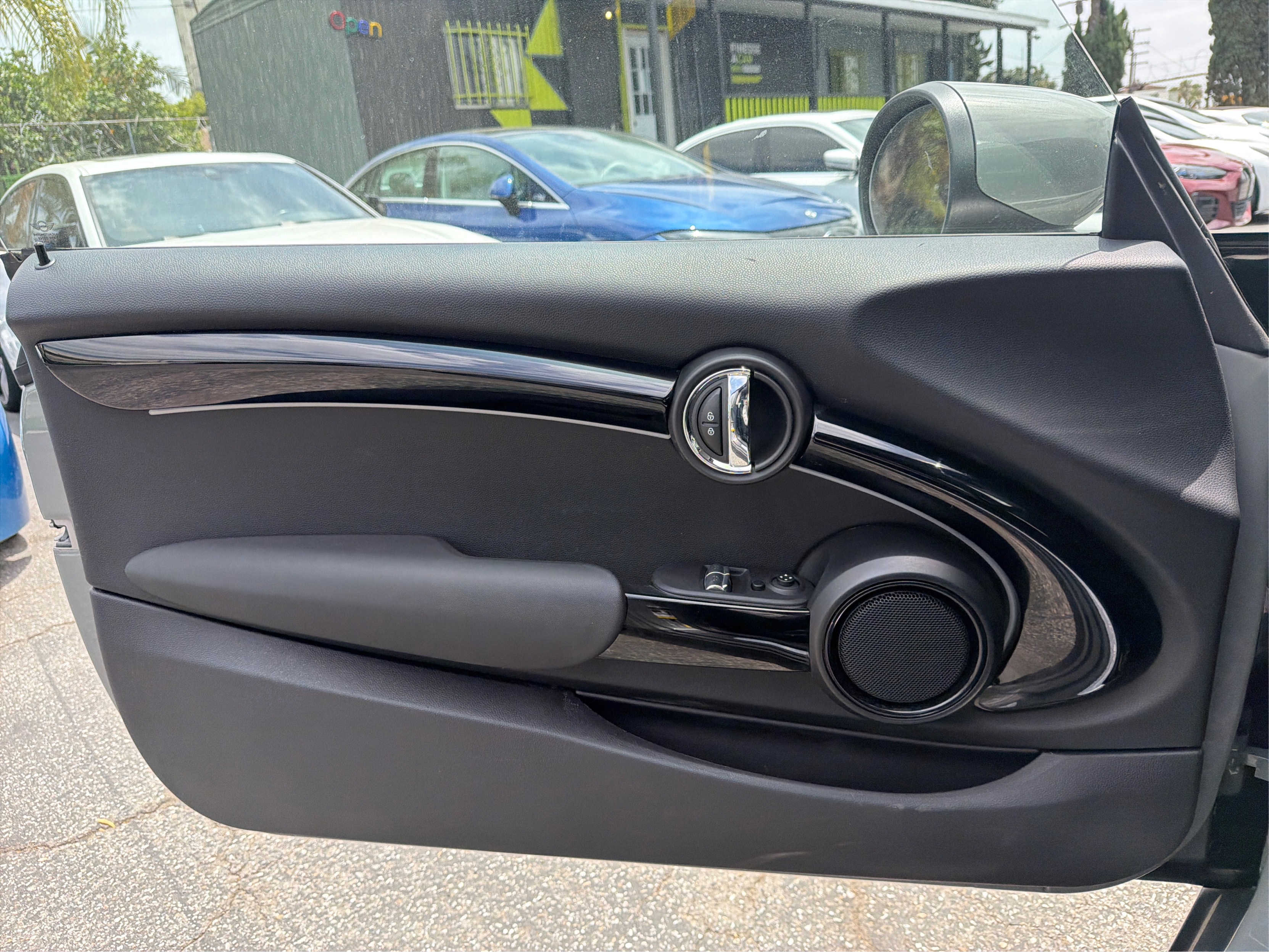 2022 MINI Hardtop 2 Door SE - Photo 19
