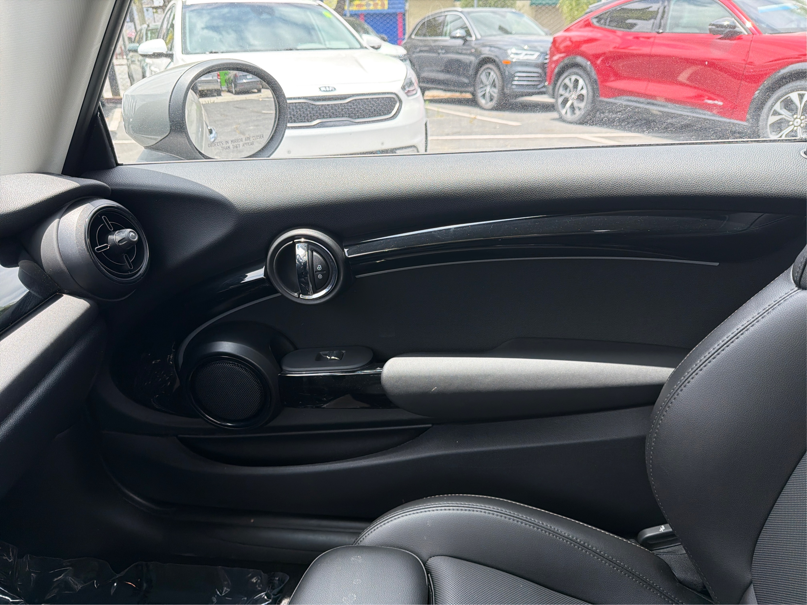 2022 MINI Hardtop 2 Door SE - Photo 20