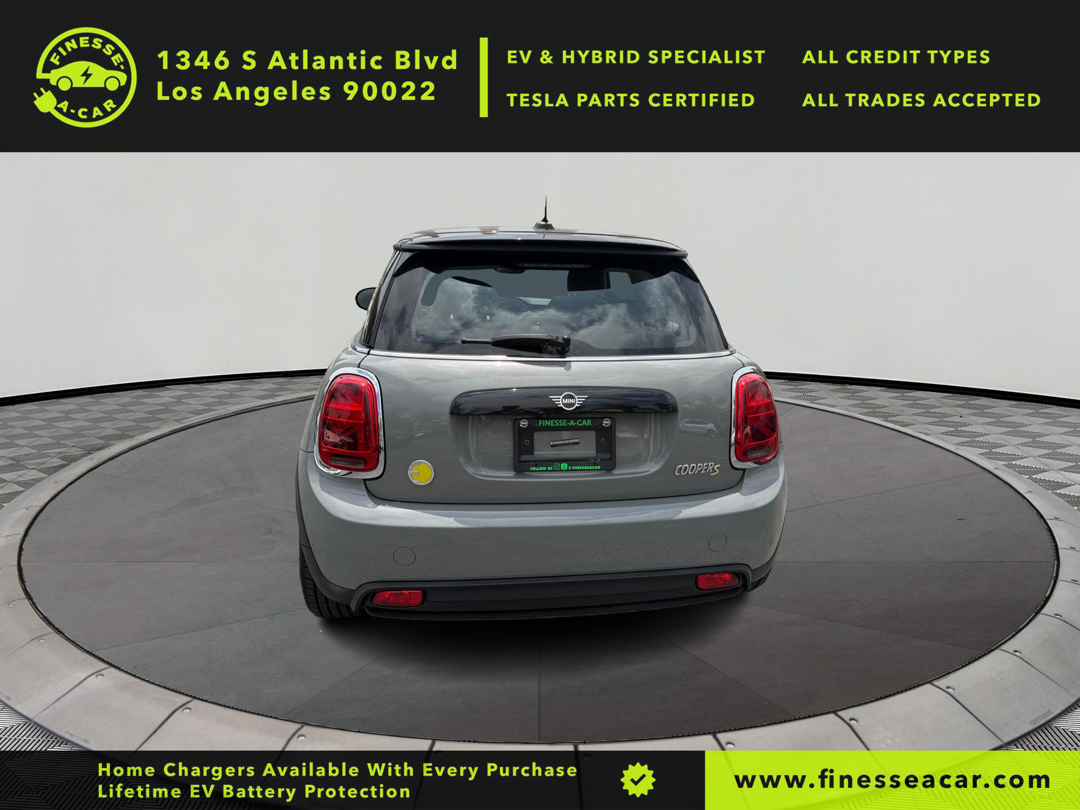 2022 MINI Hardtop 2 Door SE - Photo 6