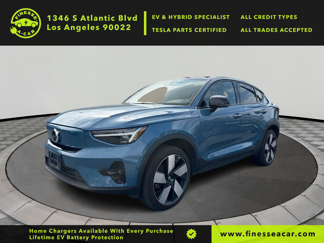 2023 Volvo C40