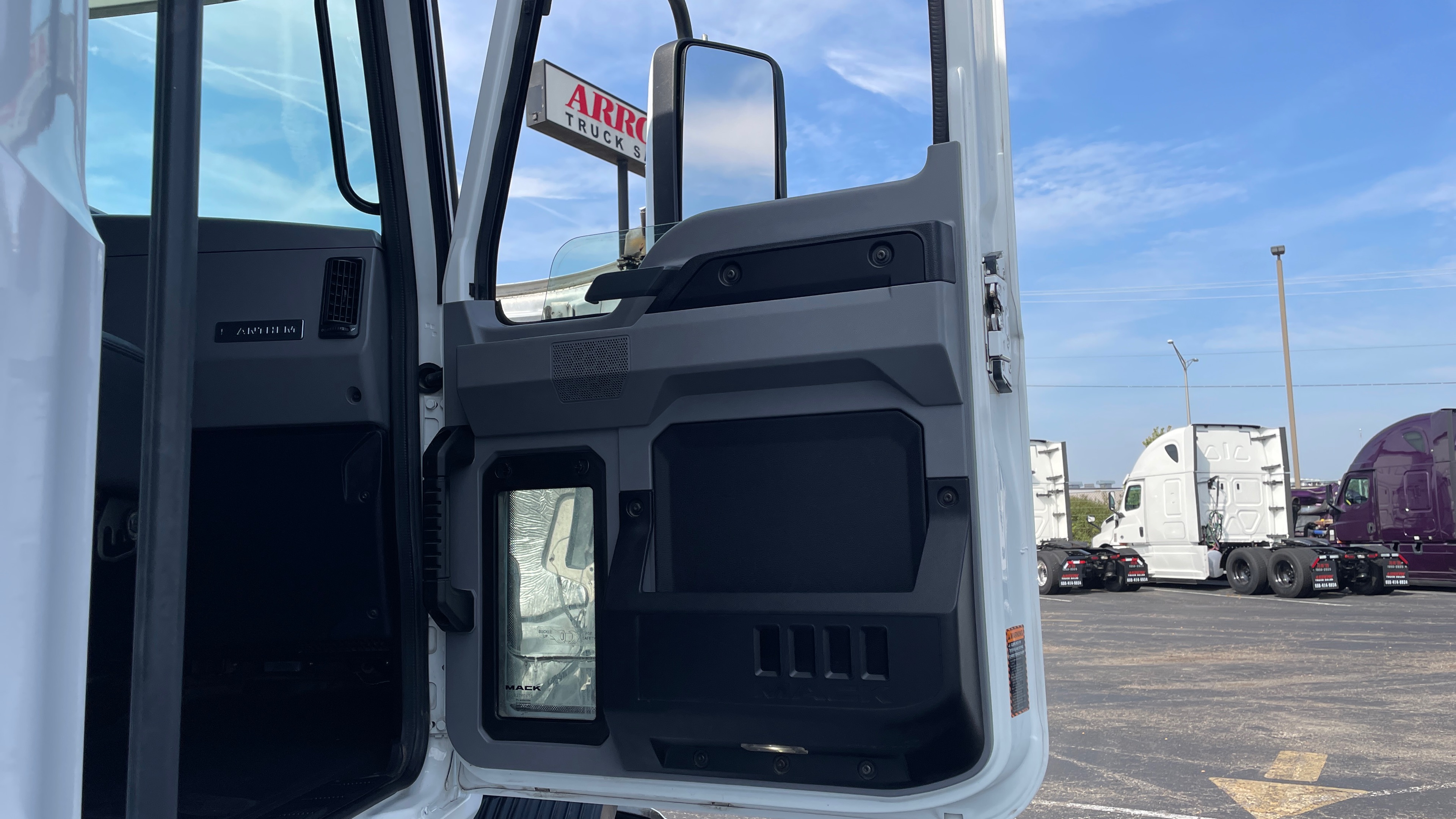 2023 Mack - image 48