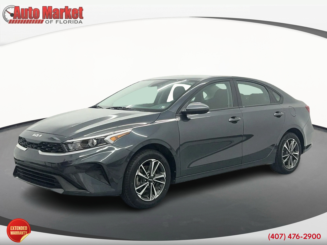 2024 Kia Forte LXS AT's photo