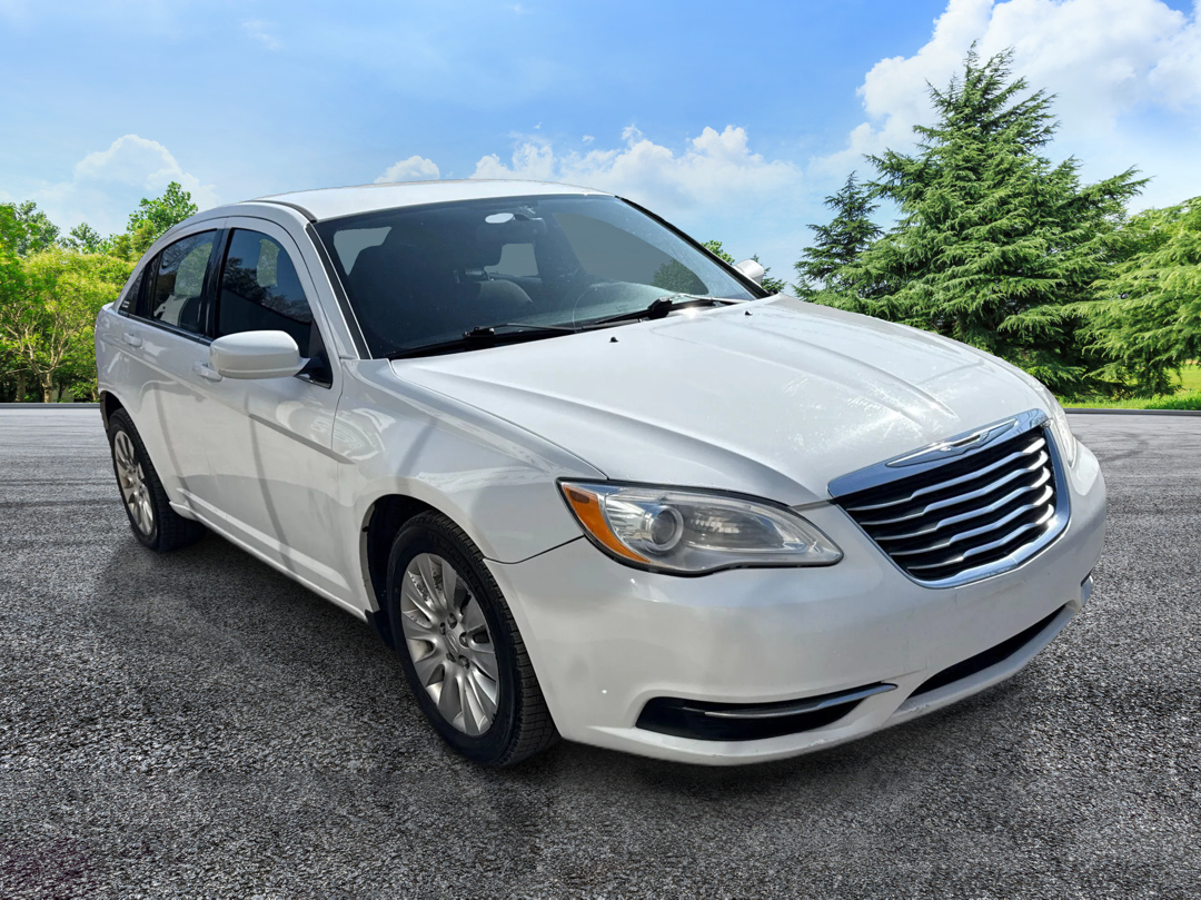 2014 Chrysler 200 LX Sedan FWD