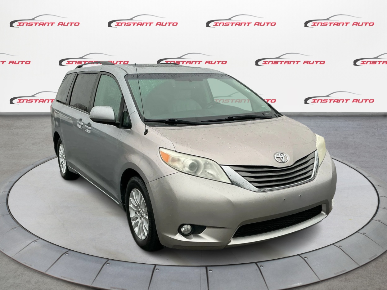 2011 Toyota Sienna XLE