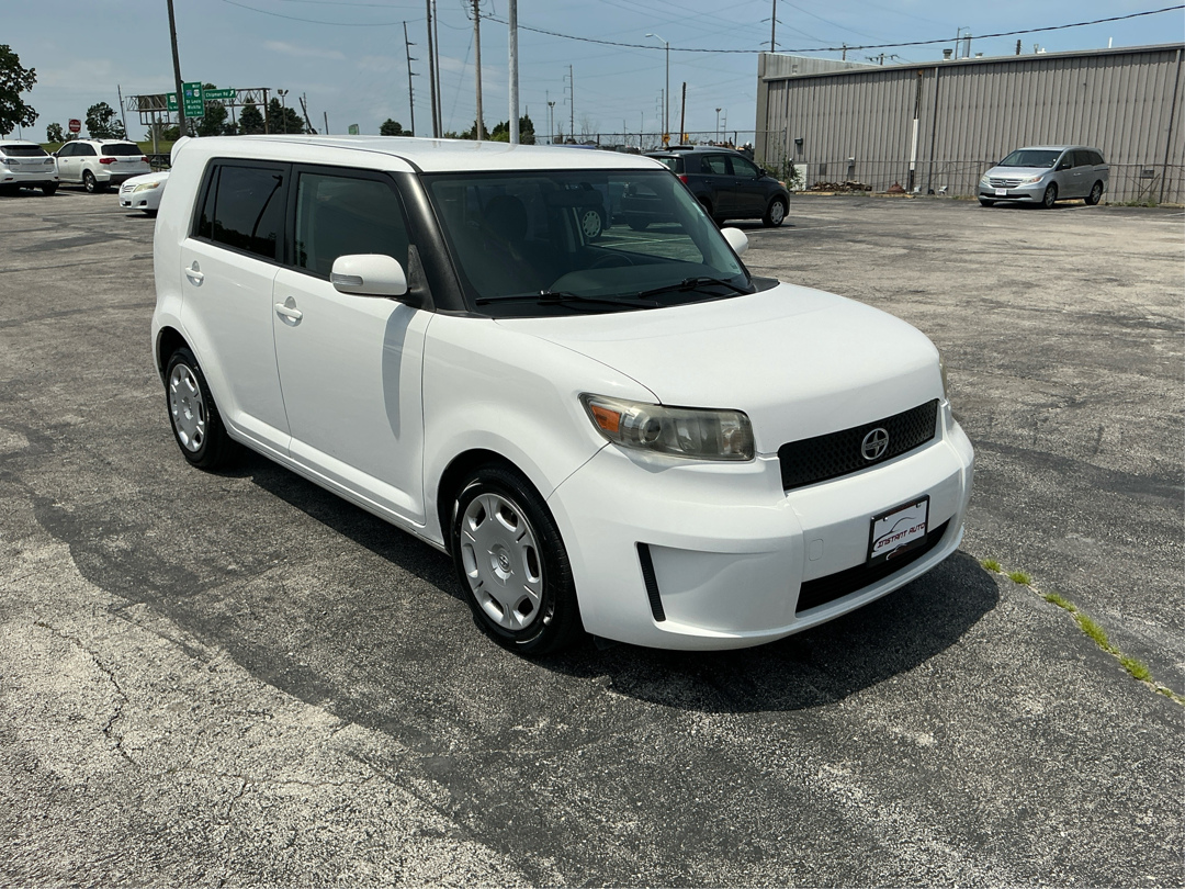 2008 Scion xB's photo