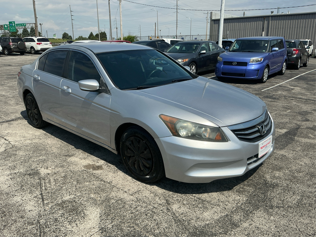 2011 Honda Accord LX Auto's photo