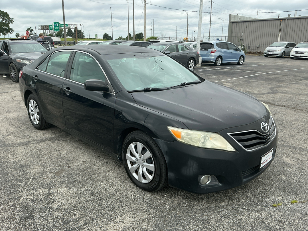 2011 Toyota Camry 2.5 Auto XLE's photo
