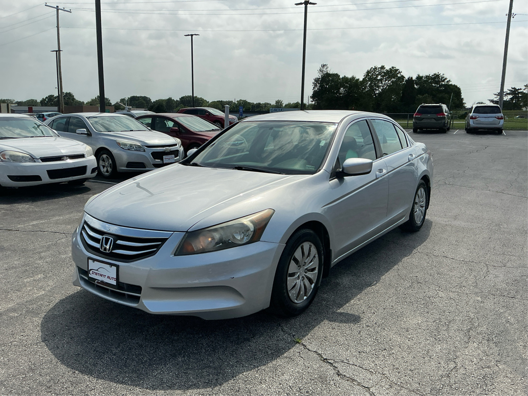 2012 Honda Accord LX - Photo 8