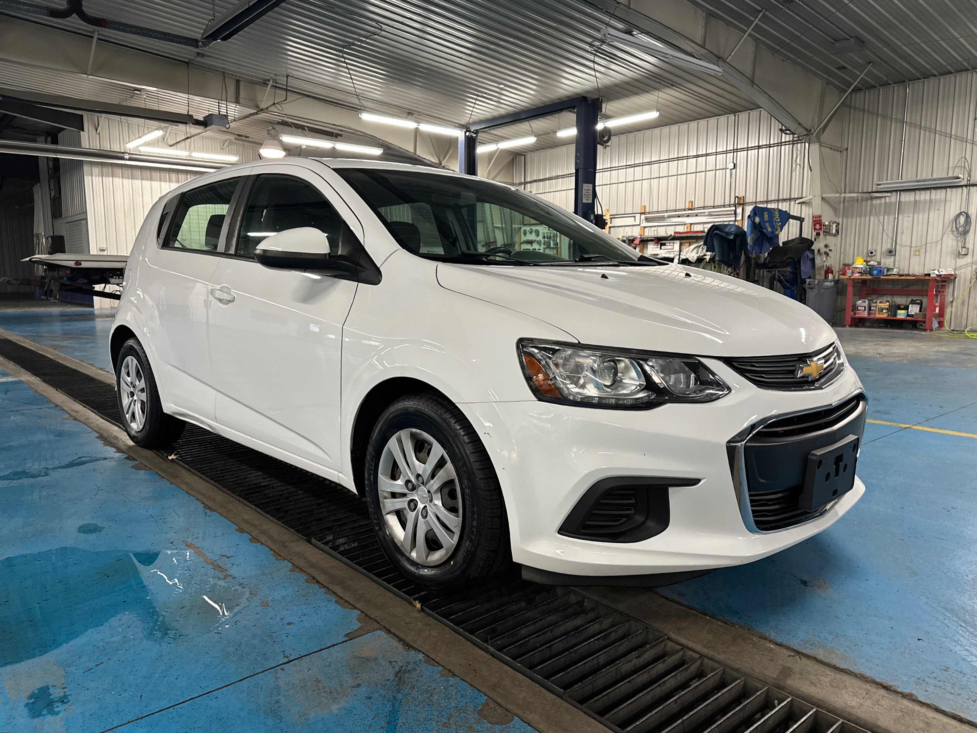 2017 Chevrolet Sonic LT's photo