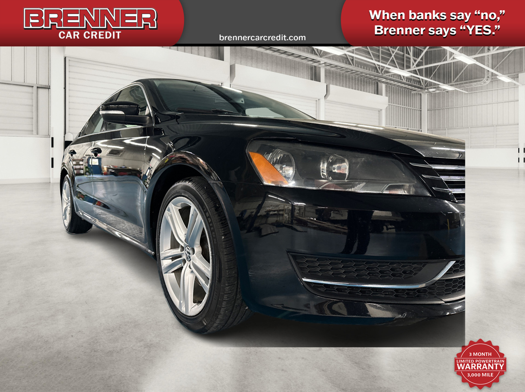 2014 Volkswagen Passat Sport's photo