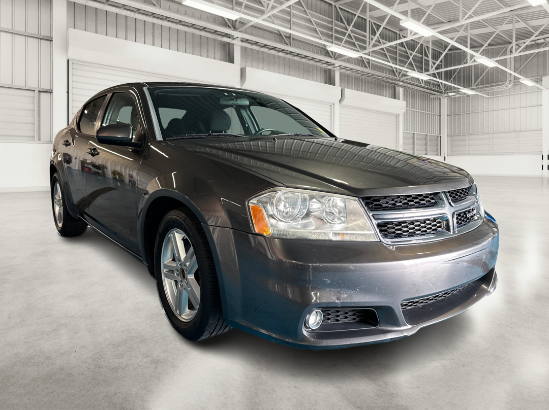 2014 Dodge Avenger SXT's photo