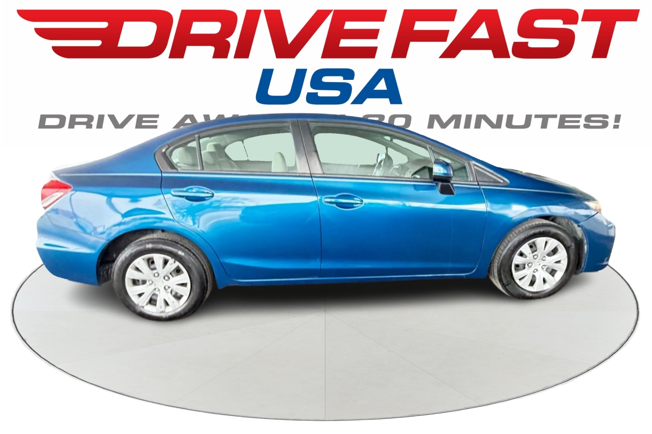 2013 Honda Civic LX's photo