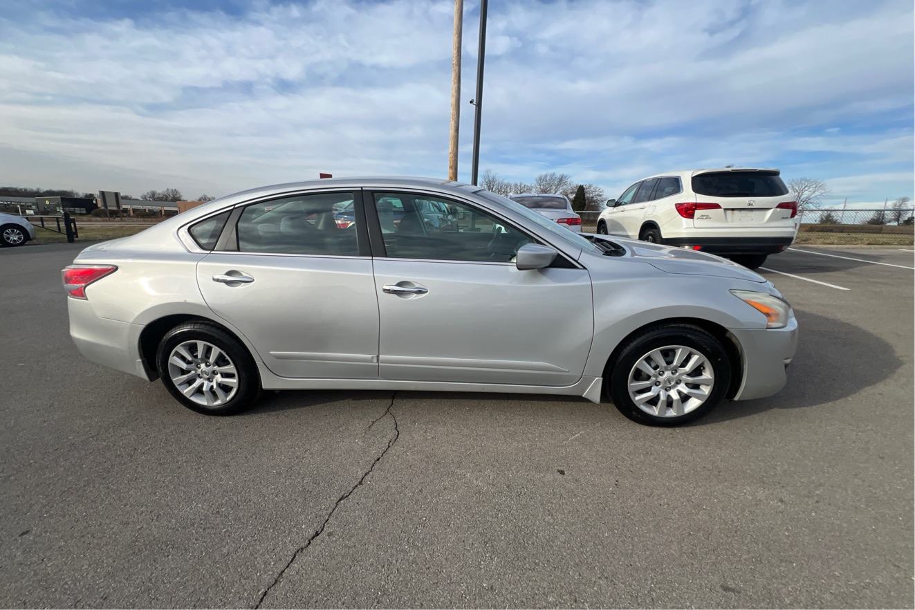 2015 Nissan Altima S