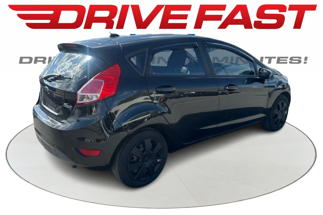 2015 Ford Fiesta S - Photo 5