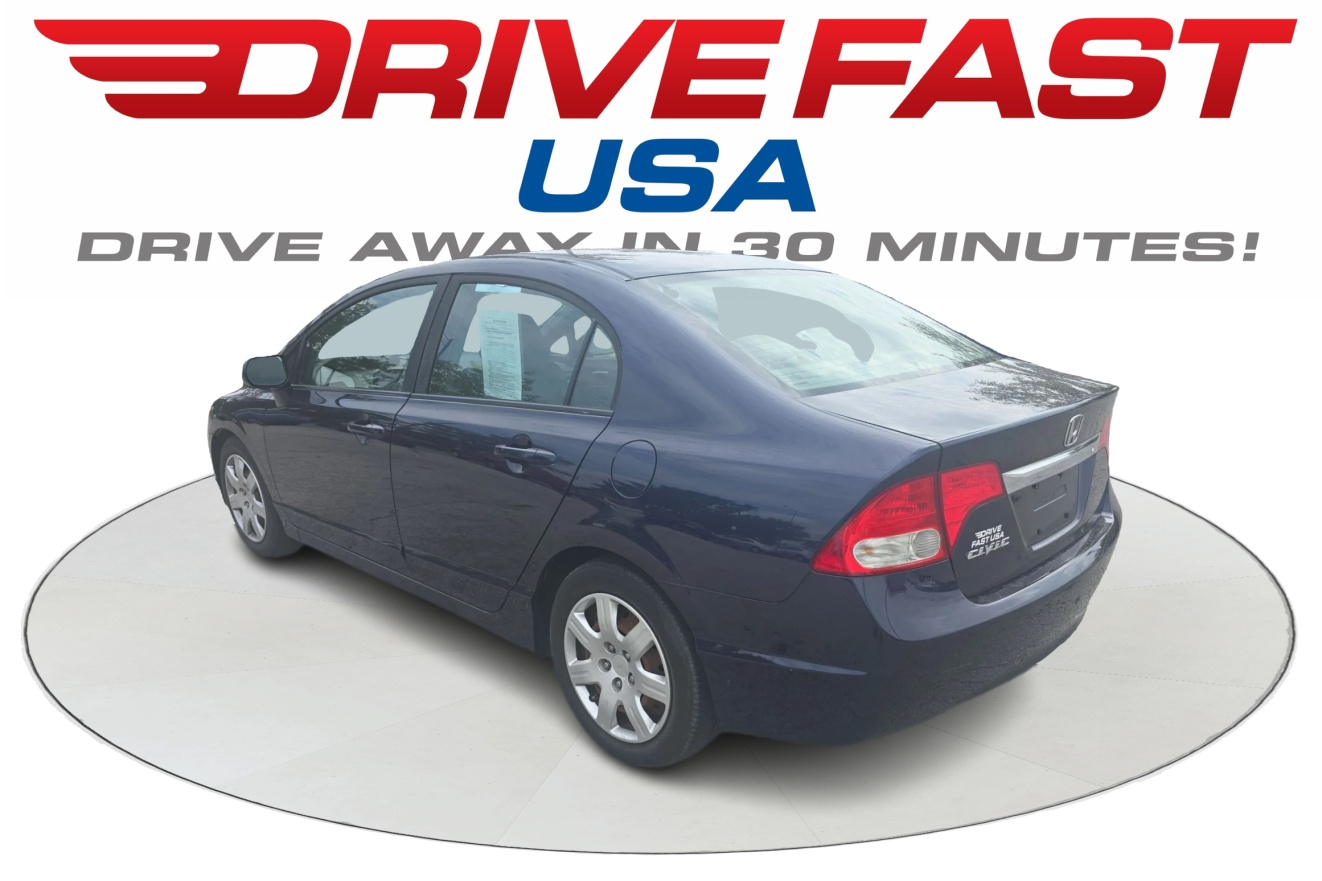 2011 Honda Civic LX - Photo 7