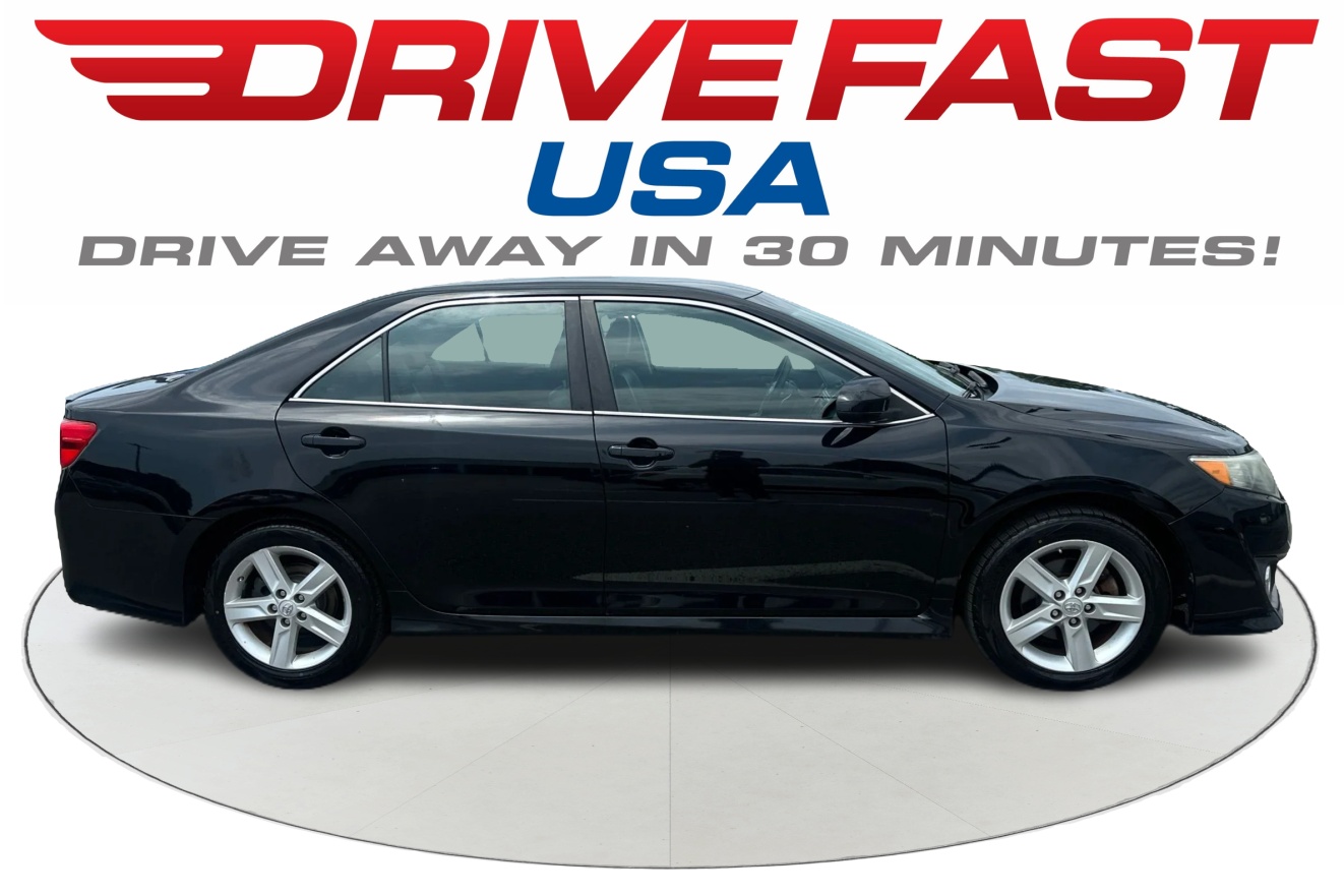 2014 Toyota Camry 2.5 Auto SE's photo